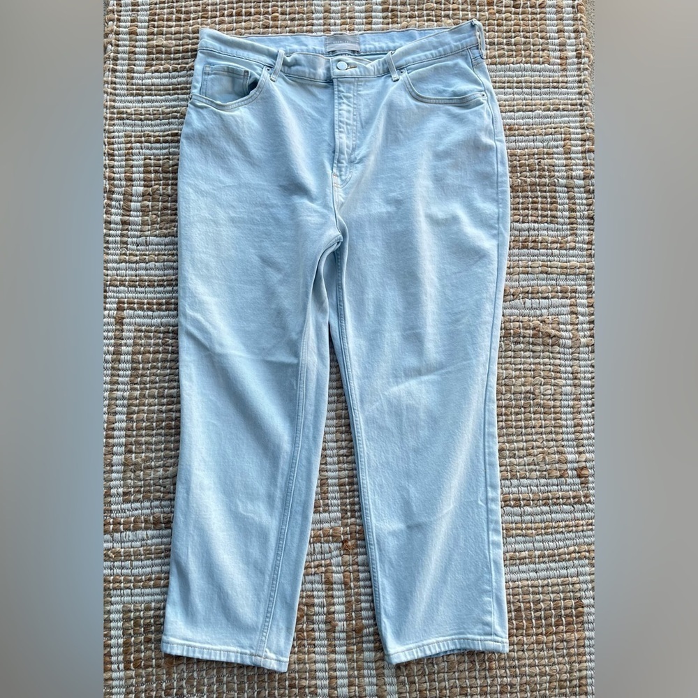 Everlane The Original Cheeky Jean Women’s 33 Light Wash High Rise Straigh